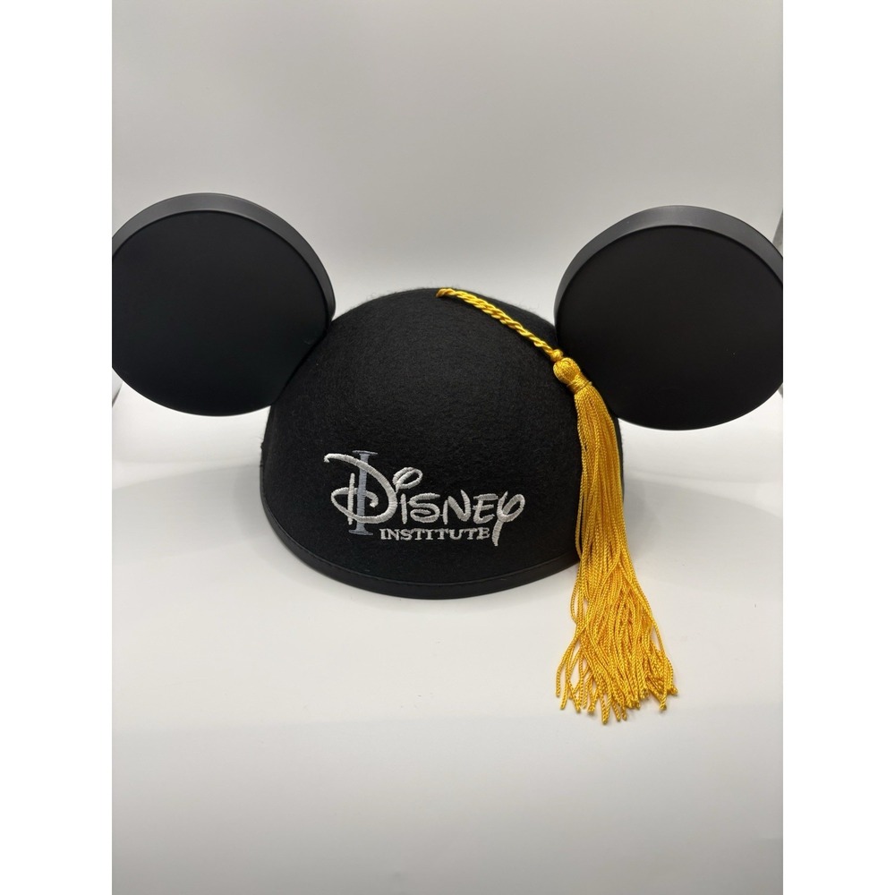 Disney Institute Graduation Mickey Mouse Ears Hat Gold Tassel Disney Parks